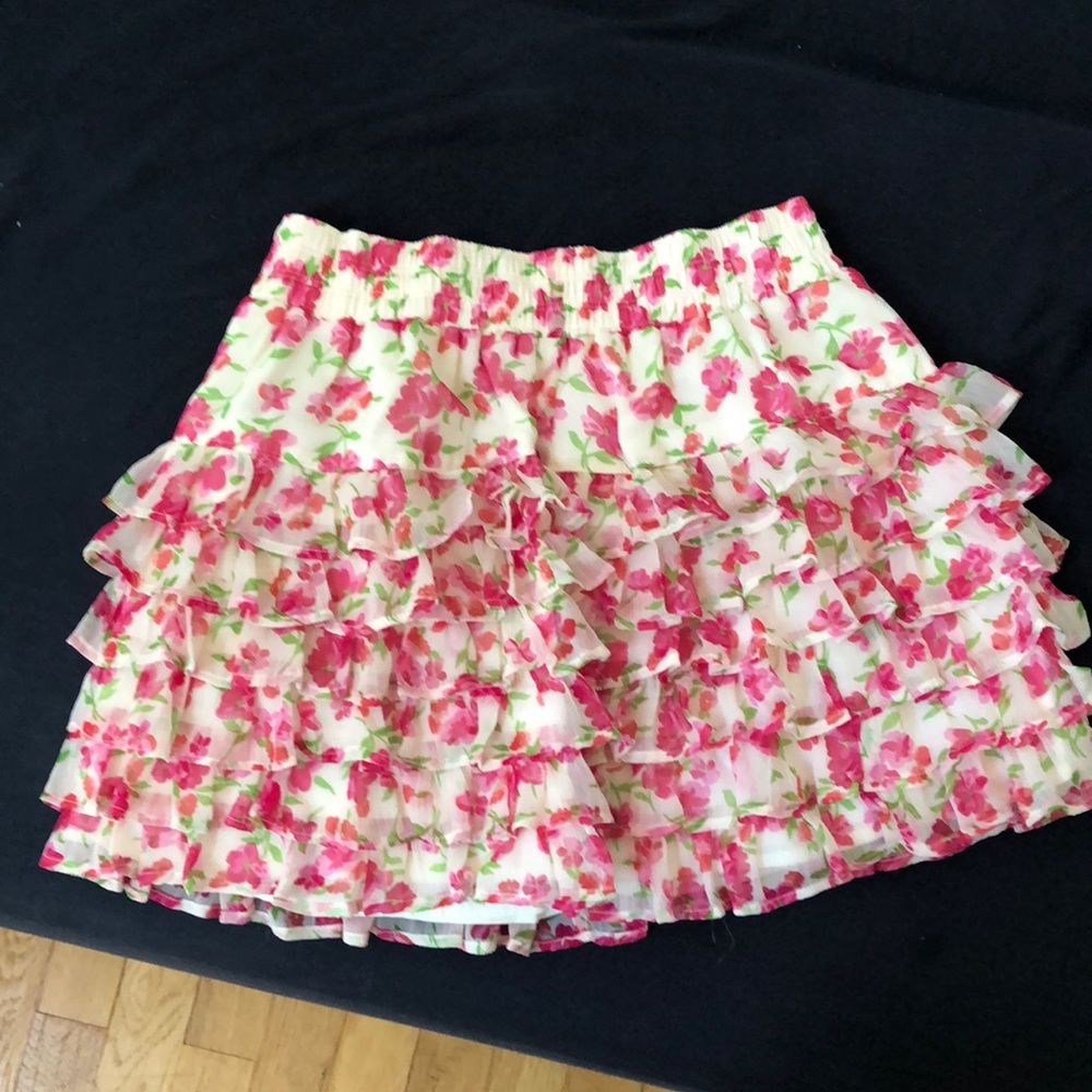 Hollister floral skirt
